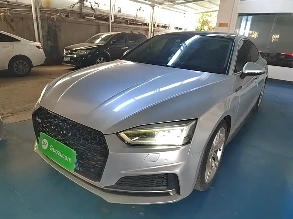 Audi A5 (Import) — фото 2