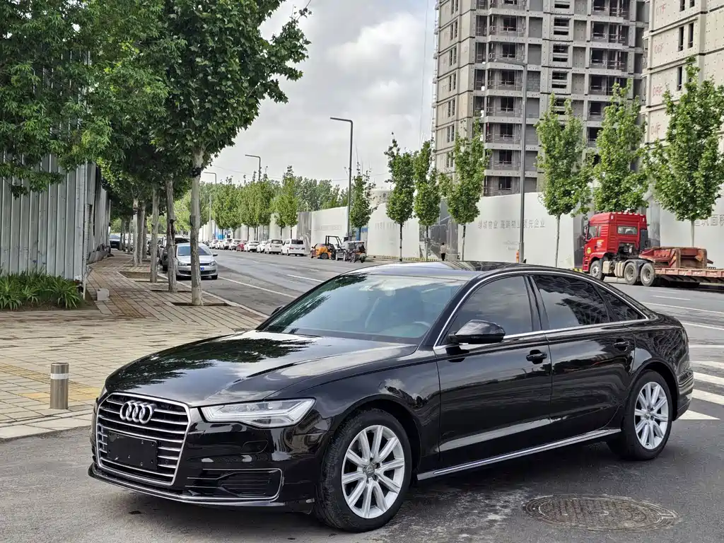 Audi A6L — фото 2