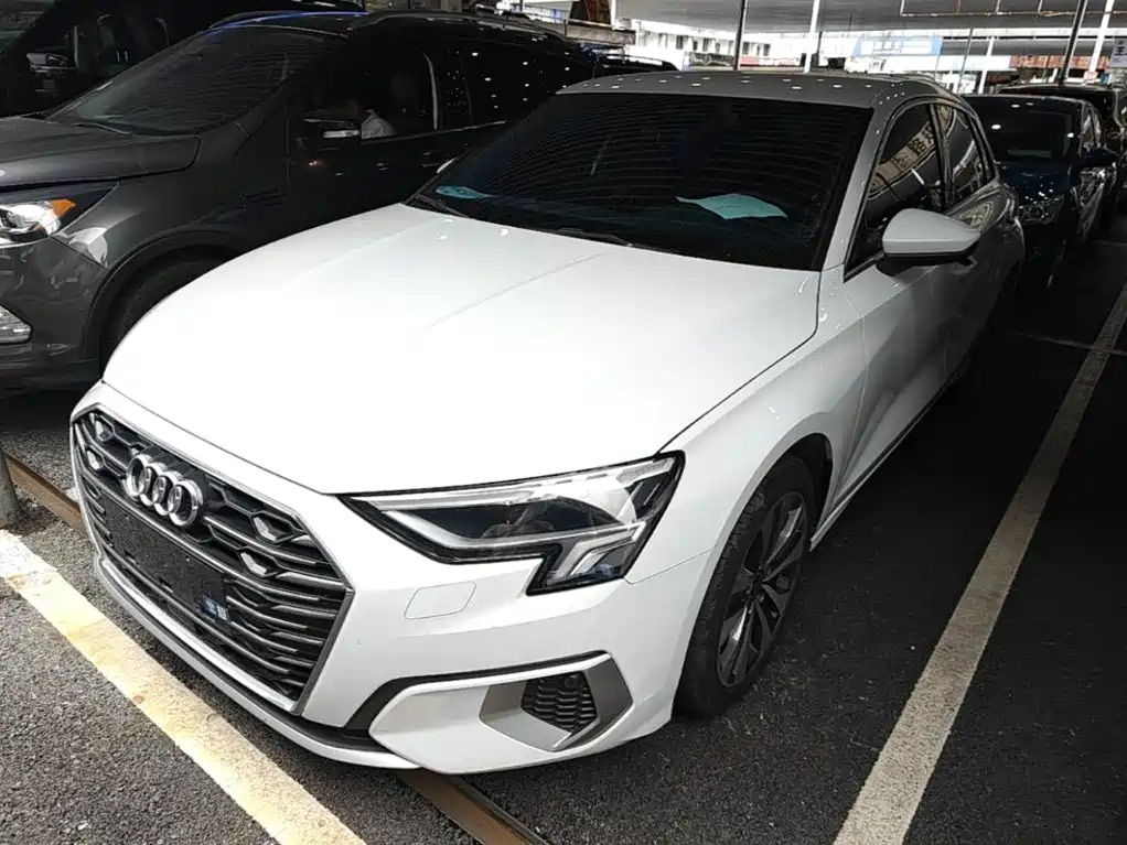 Audi A3 — фото 2