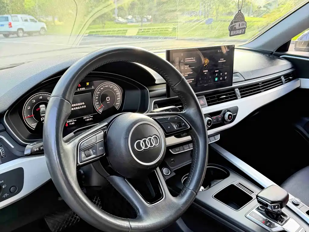 Audi A4L — фото 3