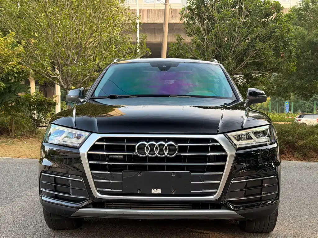 Audi Q5L — фото 2