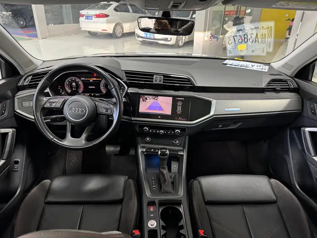 Audi Q3 Sportback — фото 5