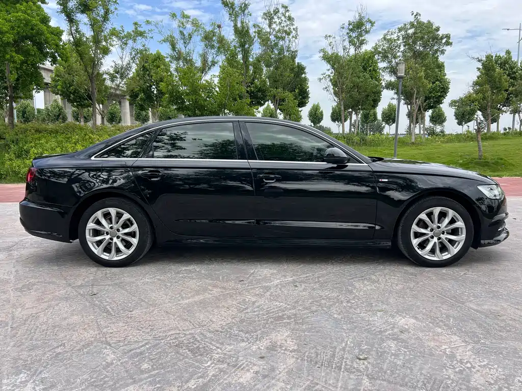 Audi A6L — фото 6