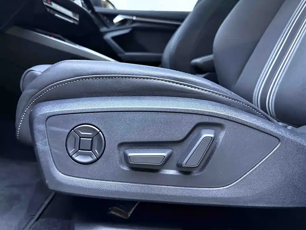 Audi A3 — фото 17