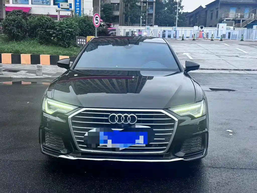 Audi A6L — фото 2