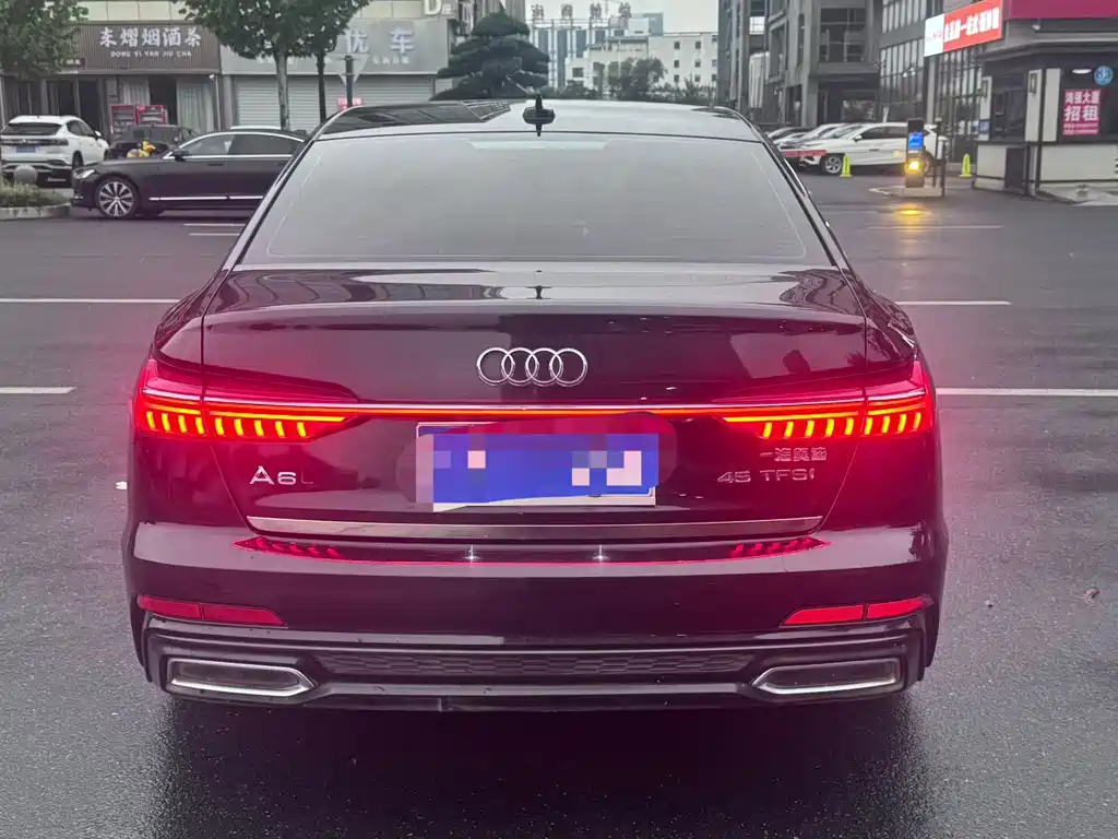 Audi A6L — фото 8
