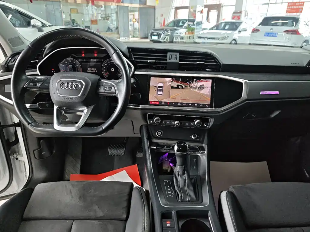 Audi Q3 — фото 5