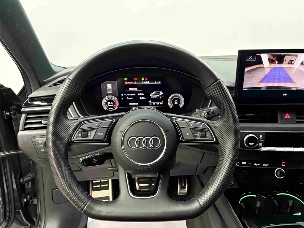 Audi A4L — фото 9