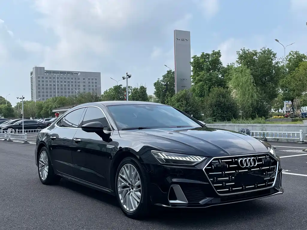 Audi A7L — фото 3