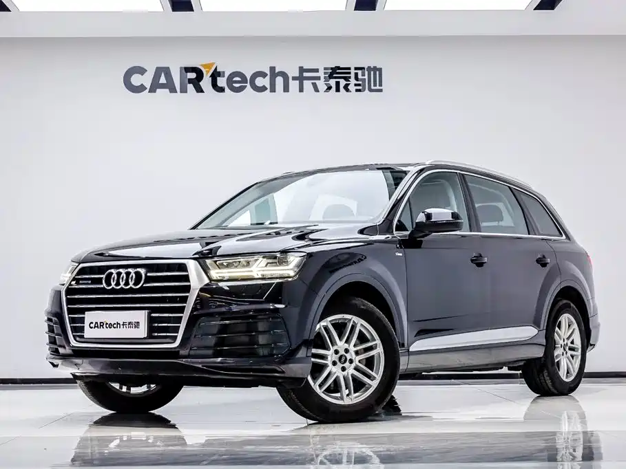 Audi Q5L — фото 2