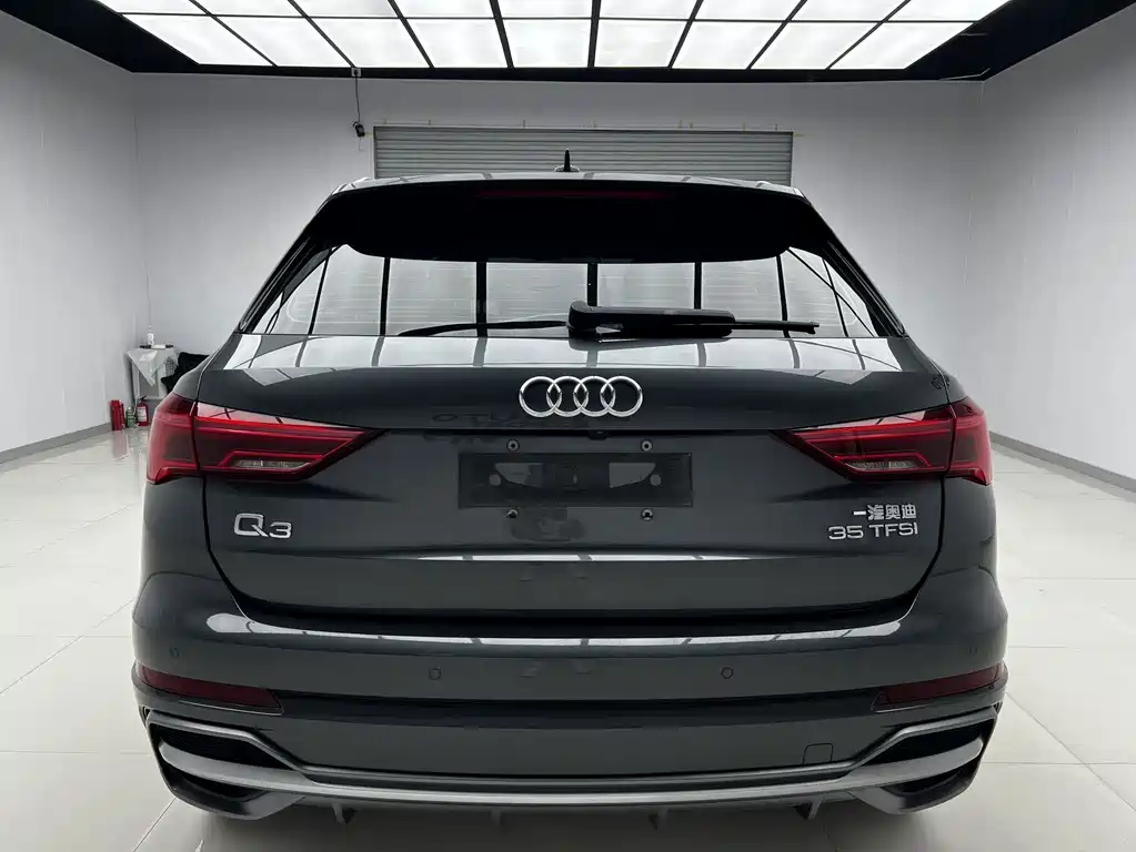 Audi Q3 — фото 5