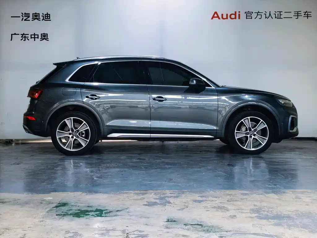 Audi Q5L — фото 3