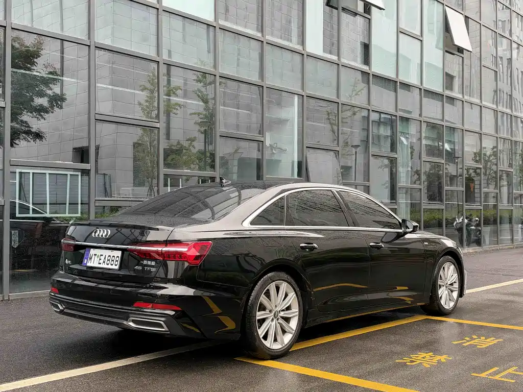 Audi A6L — фото 6