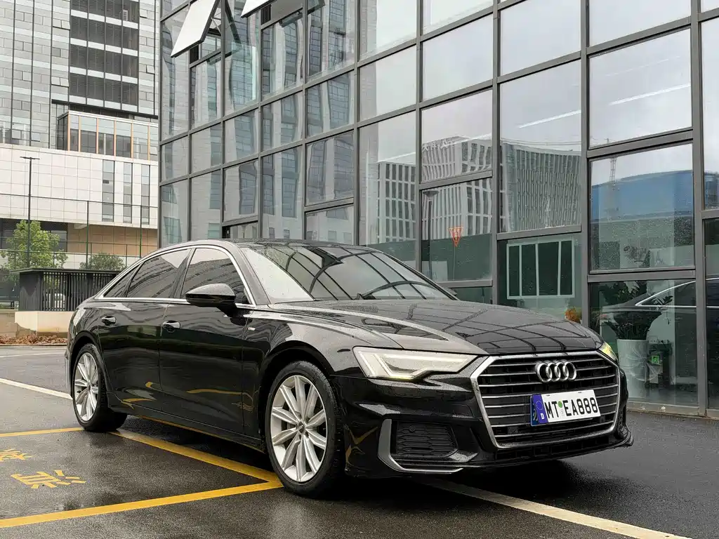 Audi A6L — фото 7