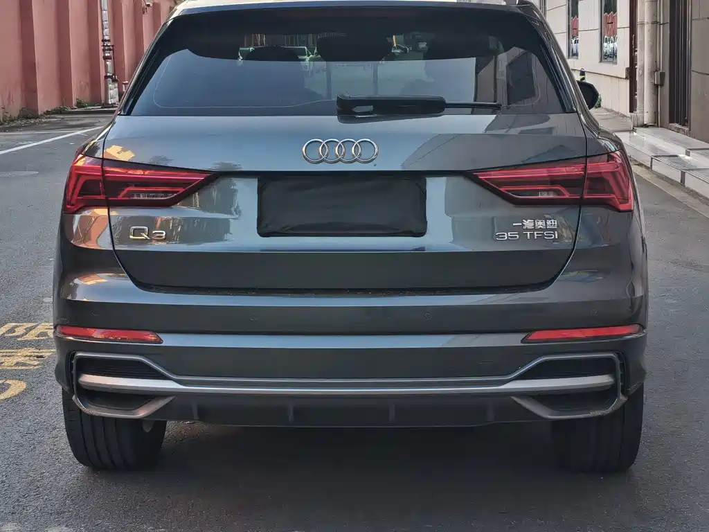 Audi Q3 — фото 3
