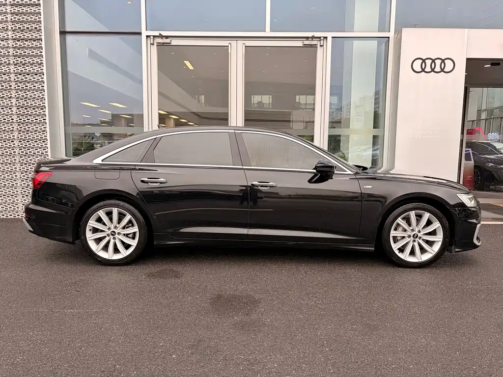 Audi A6L — фото 3