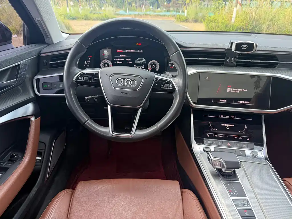 Audi A6L — фото 11