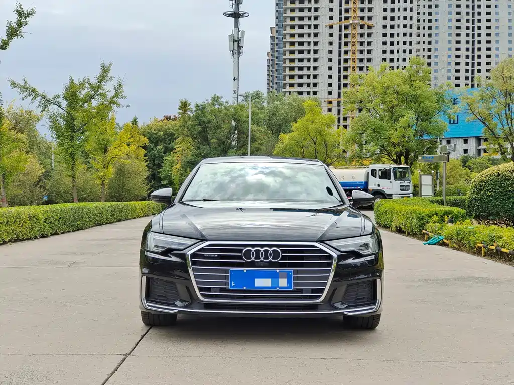 Audi A6L — фото 2