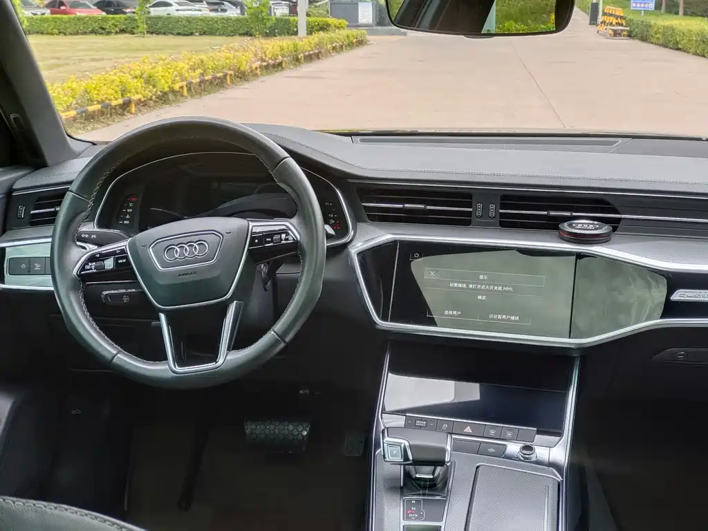 Audi A6L — фото 6