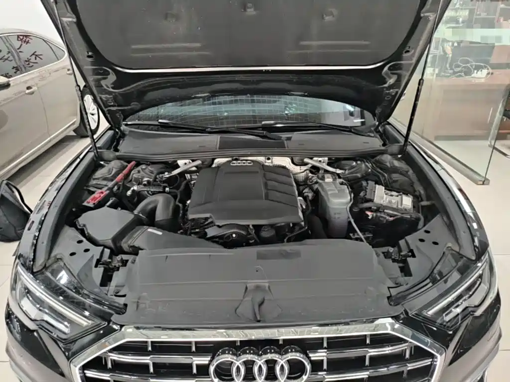 Audi A6L — фото 20