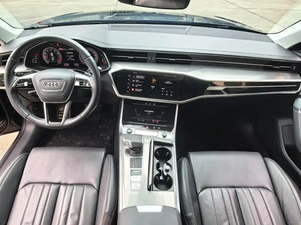 Audi A6L — фото 7