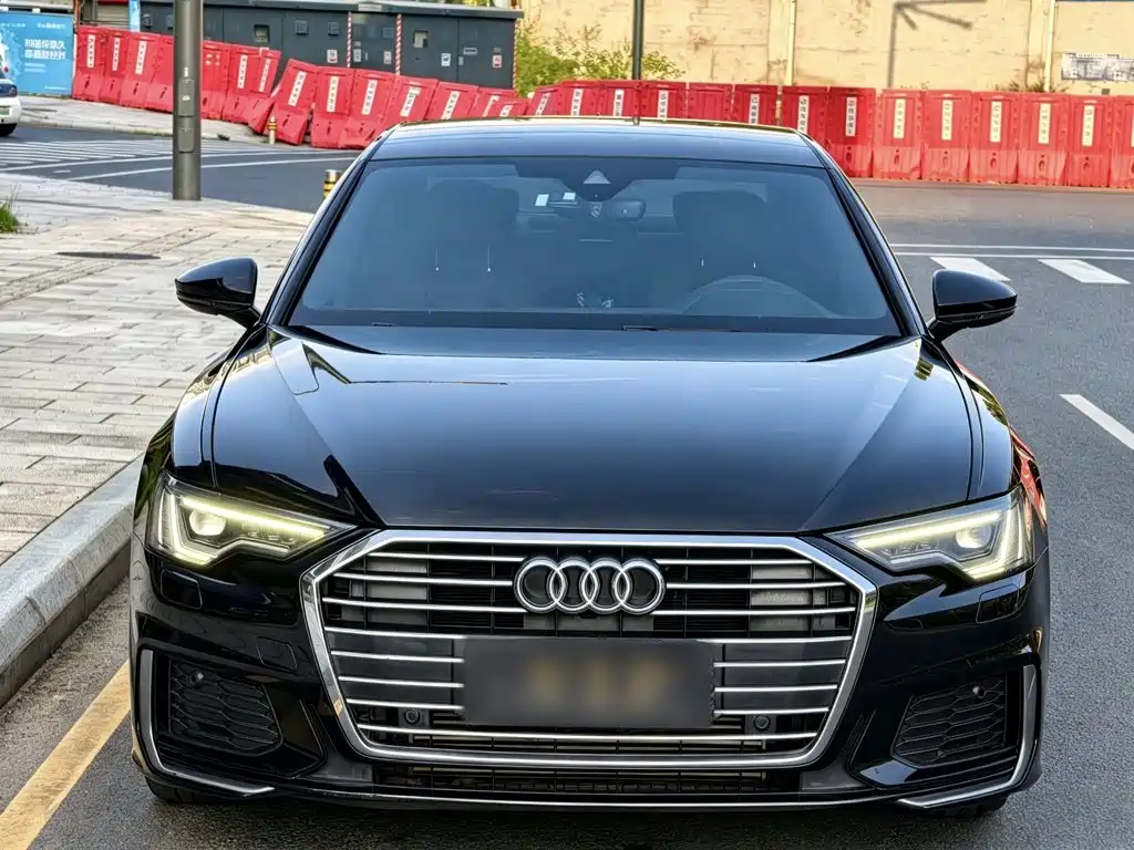 Audi A6L — фото 6