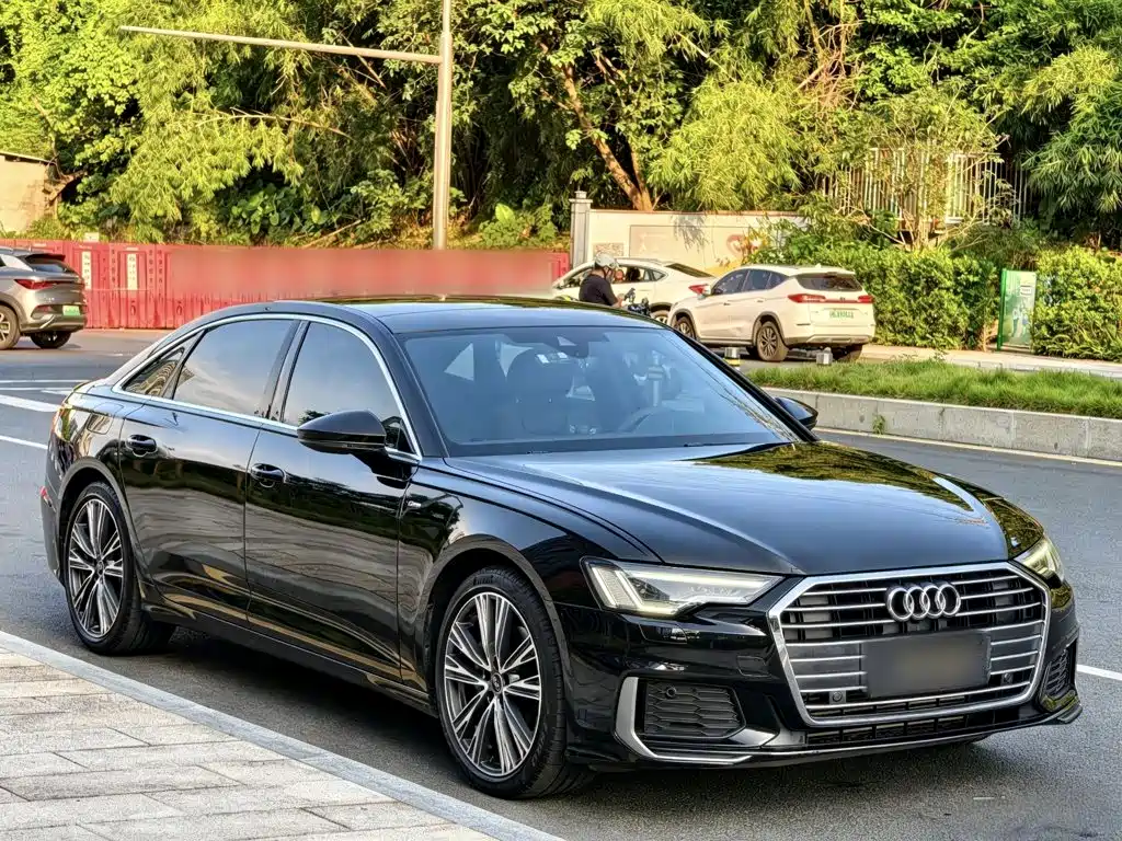 Audi A6L — фото 7