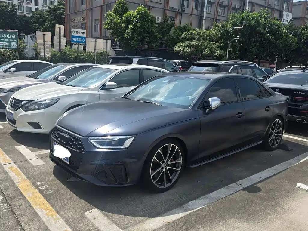 Audi S4