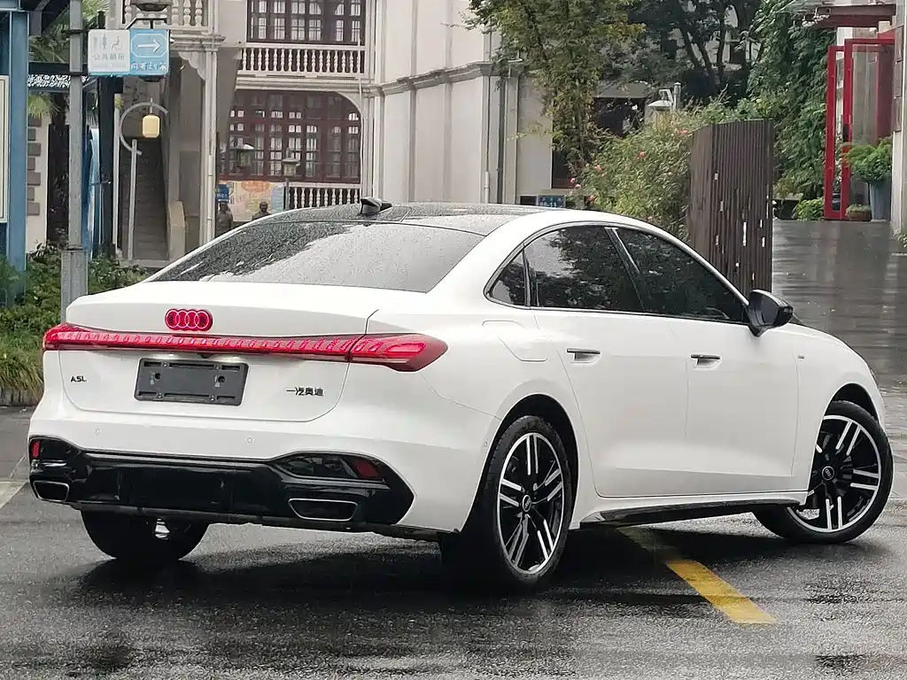 Audi A5L — фото 4