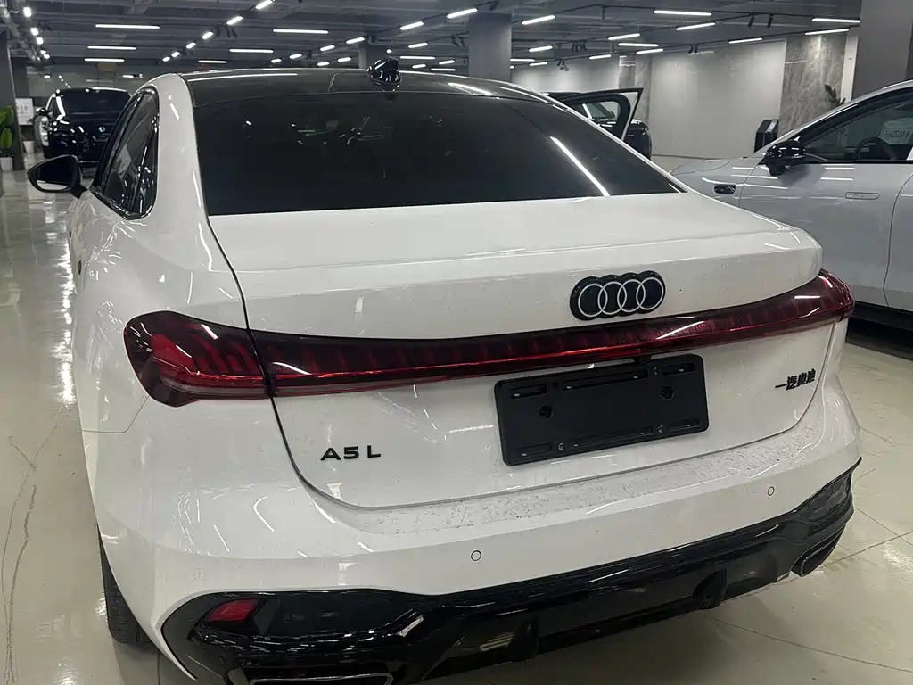 Audi A5L — фото 4