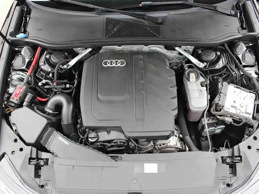 Audi A6L — фото 17