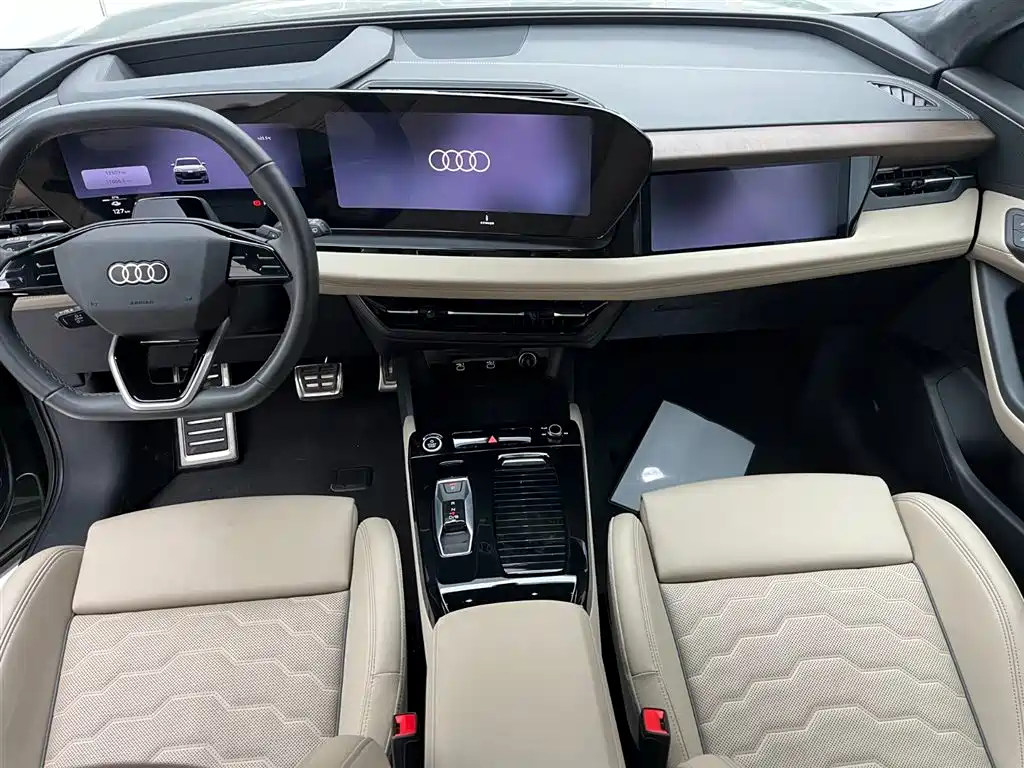 Audi Q6L e-tron — фото 9
