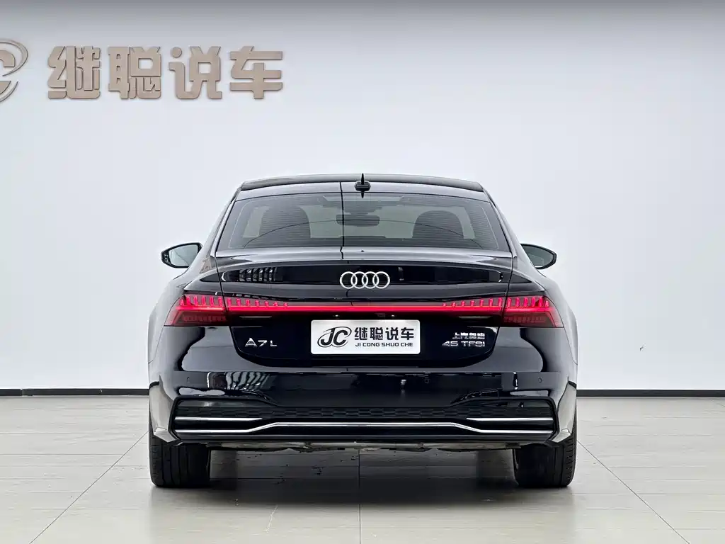 Audi A7L — фото 4