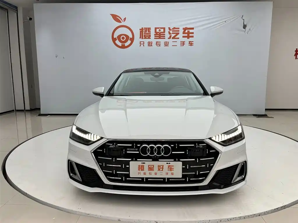 Audi A7L — фото 2