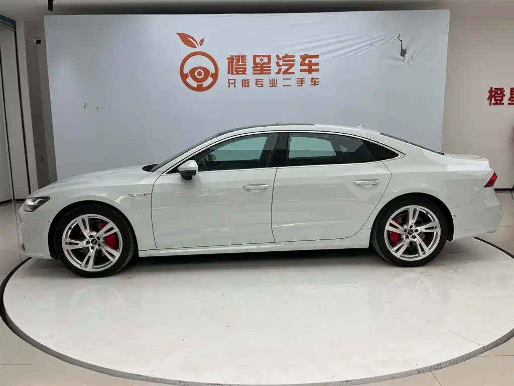 Audi A7L — фото 3