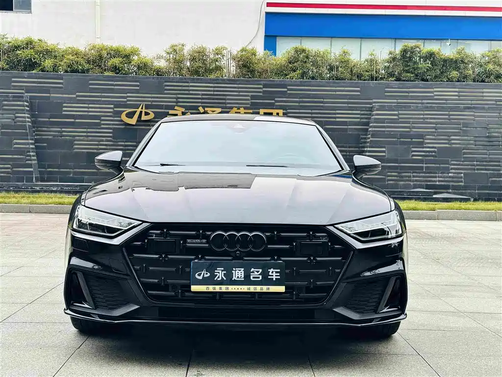 Audi A7L — фото 2