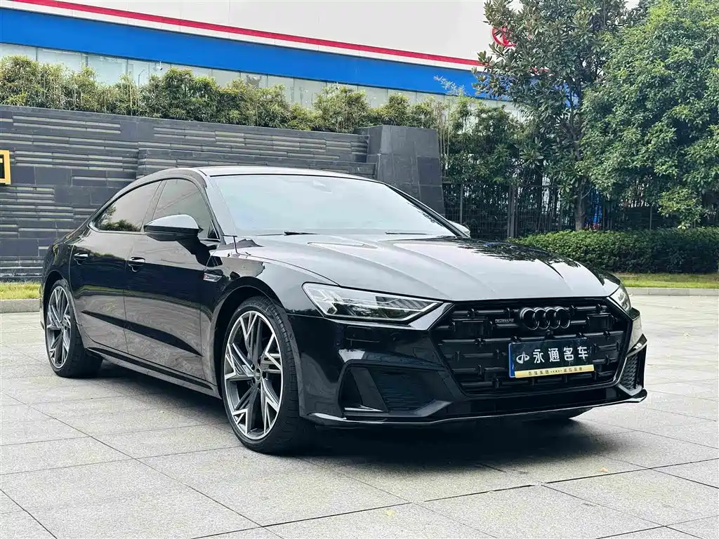 Audi A7L — фото 3