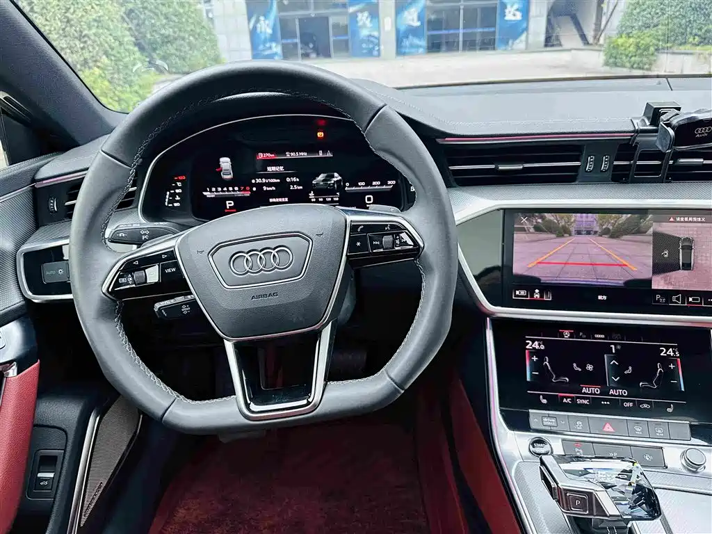 Audi A7L — фото 26