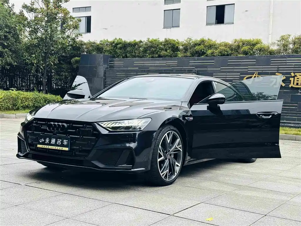 Audi A7L — фото 10