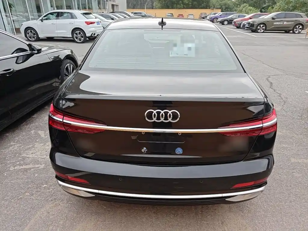 Audi A6L — фото 6