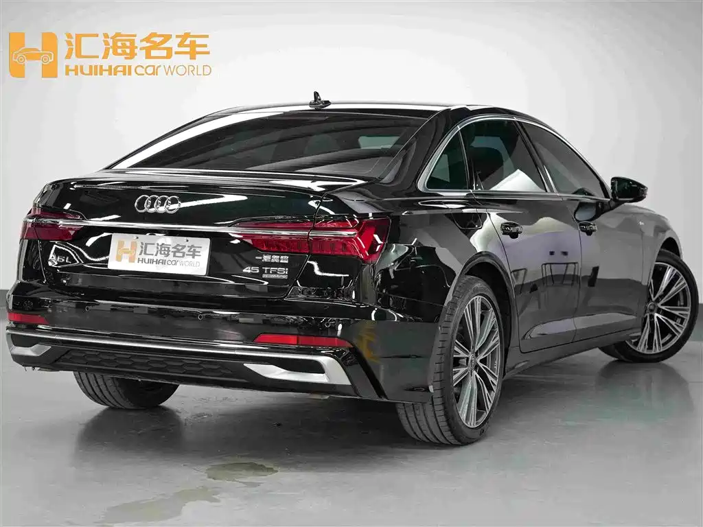 Audi A6L — фото 6