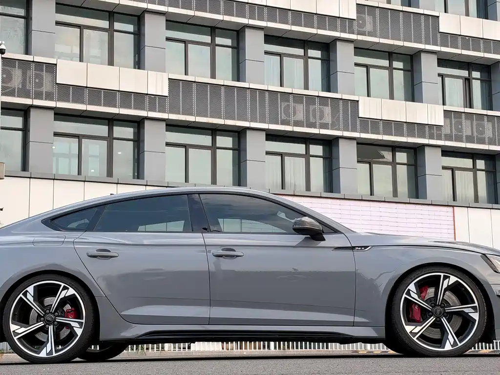 Audi RS 5 — фото 6