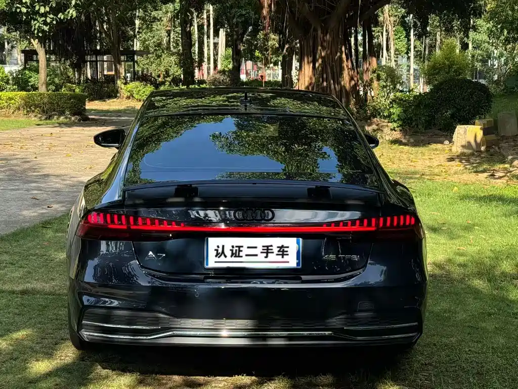 Audi A7 — фото 7