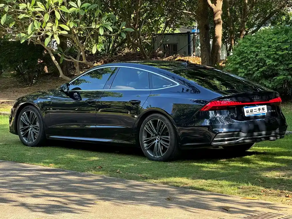 Audi A7 — фото 9