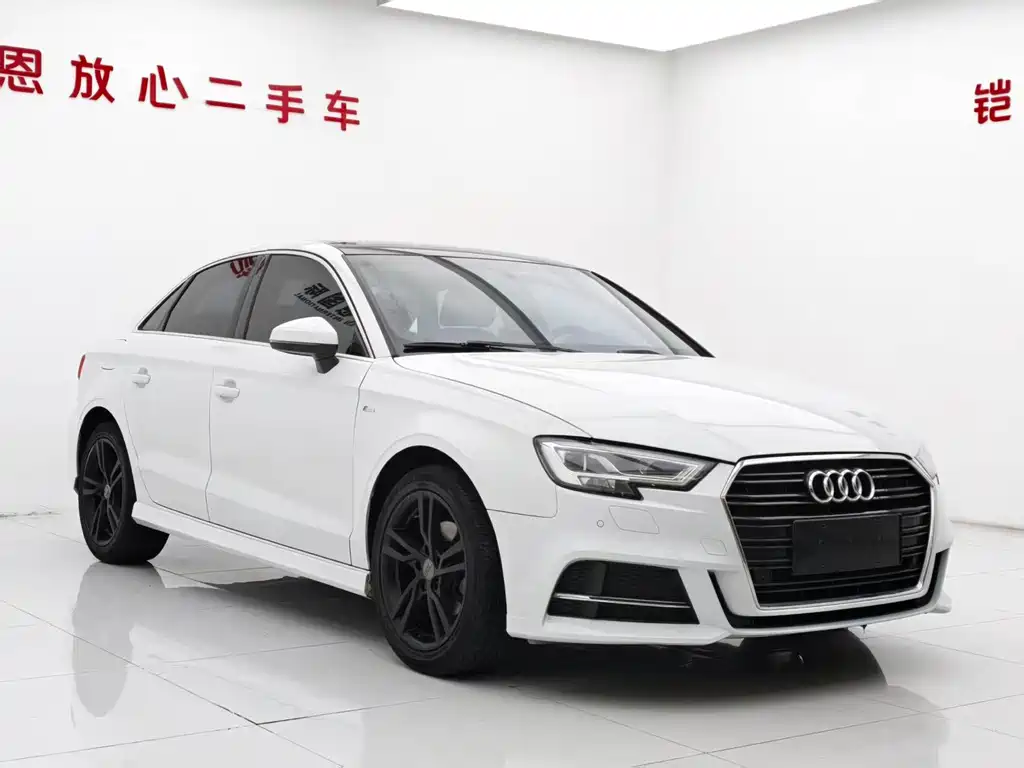 Audi A3 — фото 2