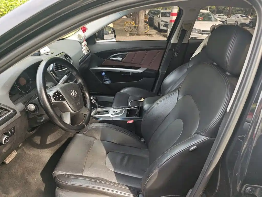 BAIC Senova D70 — фото 16