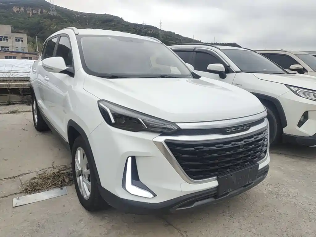 BAIC X3 — фото 4