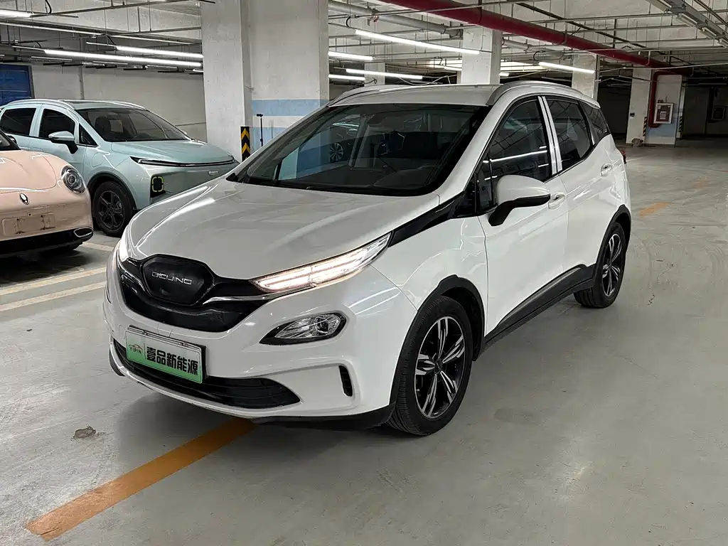 BAIC EX3