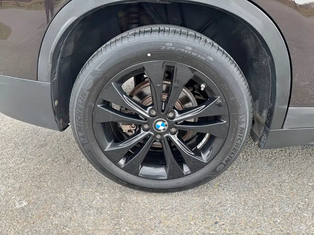 BMW X1 — фото 26