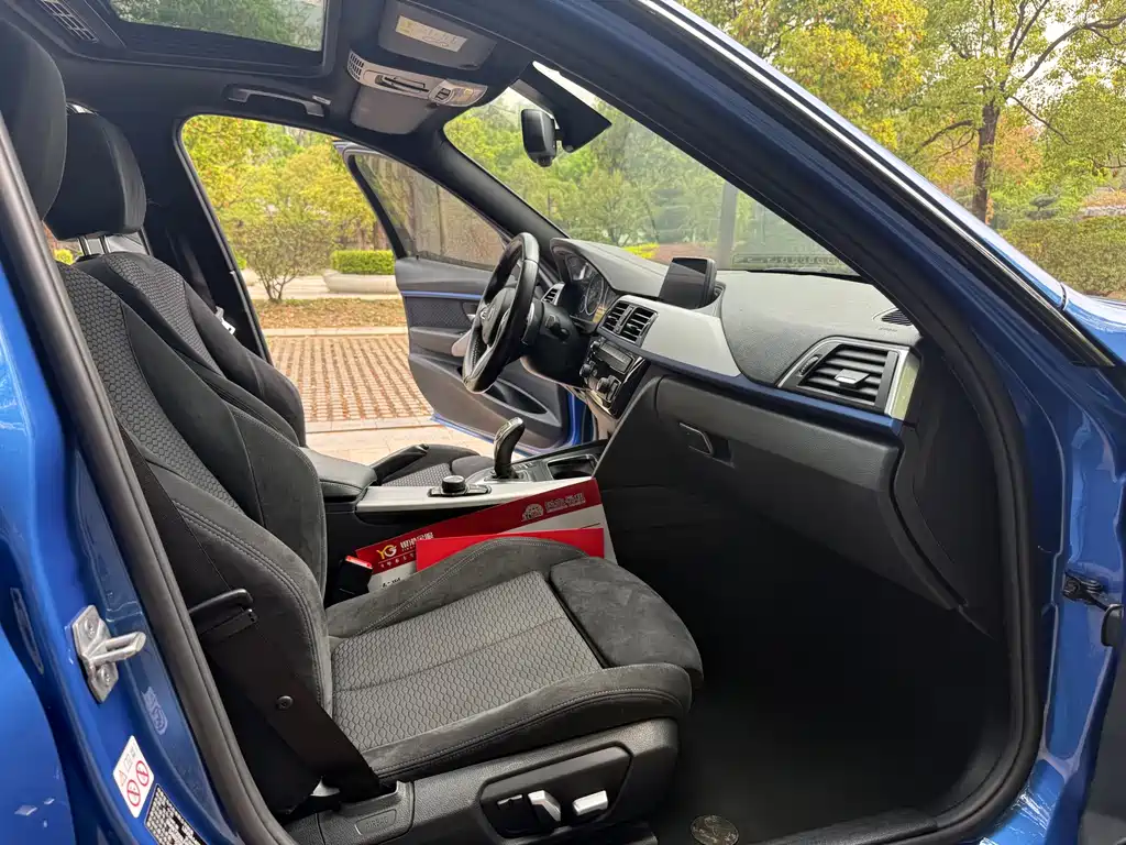BMW 3 Series — фото 11